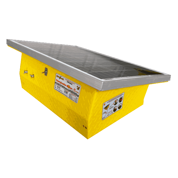 Cercos eléctricos ganaderos y energizadores solares Elektrochoke en campo, Energizador Solar 7 Joules